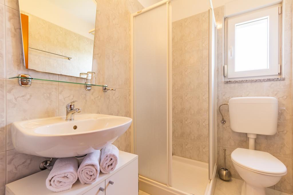 Apartments Alba Фажана Екстер'єр фото